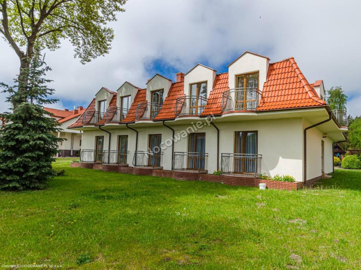 Hôtel Osrodek Wypoczynkowy Lazur à Poddąbie Extérieur photo